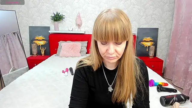 Snapshot of KattyPeachX chatting on September 2025 02:51:01 AM KattyPeachX online show from September 2025 02:51:01 AM