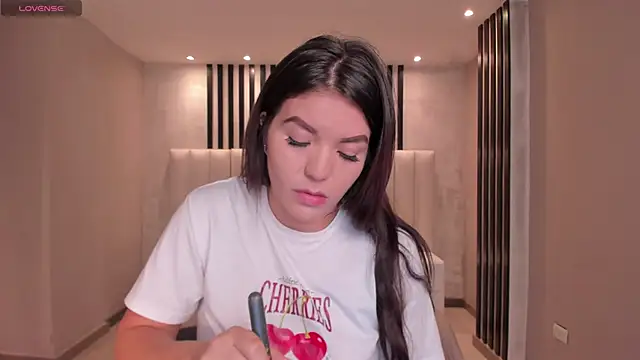 ValeriaRoldanX online show from January 2026 11:22:02 PM