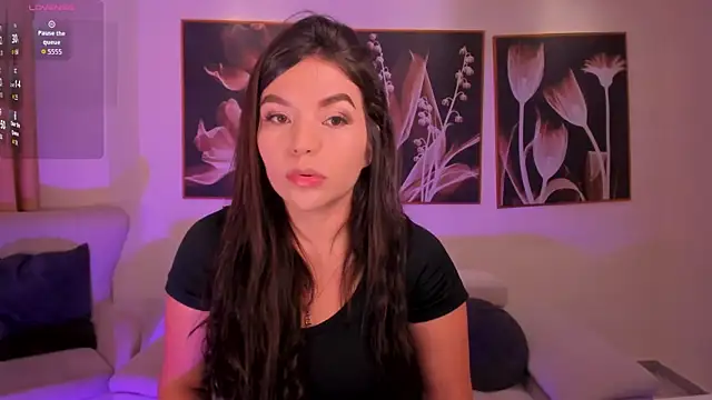 ValeriaRoldanX online show from January 2026 10:33:02 AM