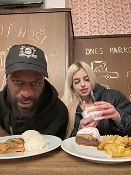 MacTroy online show from February 2026 08:52:02 PM