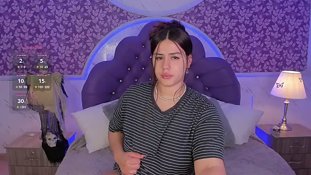 Snapshot of Miamontoya chatting on October 2025 01:45:01 PM Miamontoya online show from October 2025 01:45:01 PM