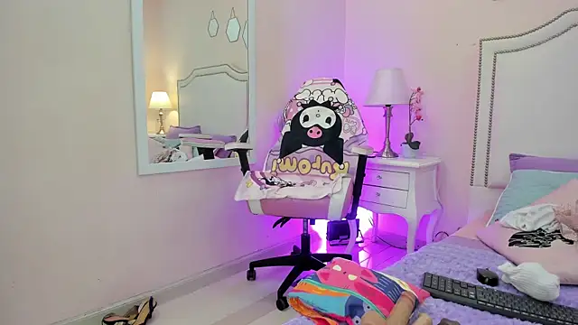 KIMAPRIL online show from September 2025 07:36:01 PM