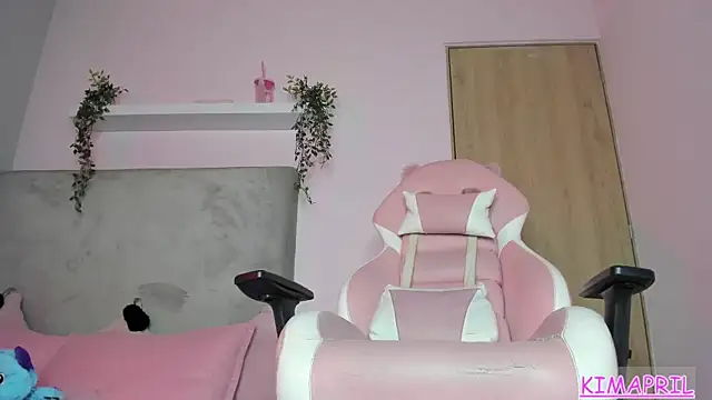 KIMAPRIL online show from April 2026 09:00:02 PM