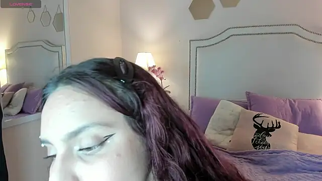 KIMAPRIL online show from October 2025 07:55:01 PM