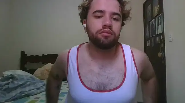 Snapshot of TomAlex chatting on February 2025 01:14:02 PM TomAlex online show from February 2025 01:14:02 PM