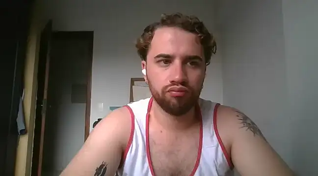 Snapshot of TomAlex chatting on January 2025 06:00:01 PM TomAlex online show from January 2025 06:00:01 PM