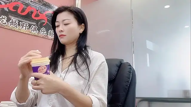 QianF-666 online show from November 2025 03:06:02 AM