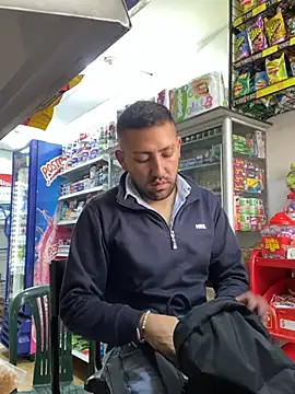 JuanZapata33 online show from March 2026 09:46:02 PM