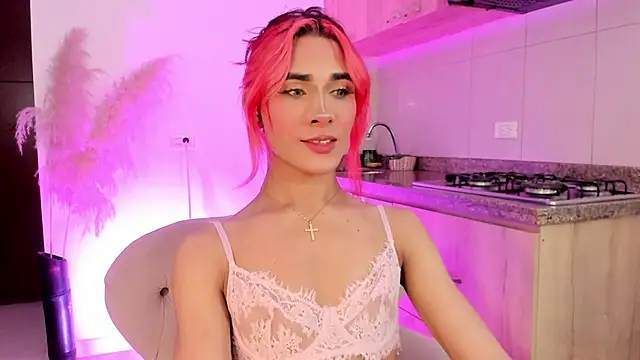 Snapshot of CamiloDoumit chatting on November 2025 04:12:01 AM CamiloDoumit online show from November 2025 04:12:01 AM