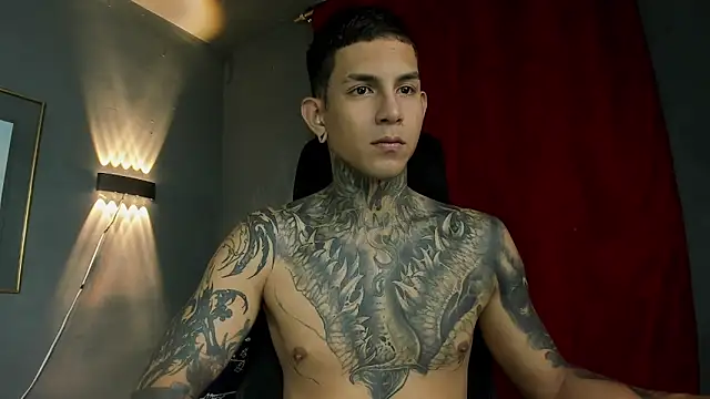 Travistanner 28 online show from February 2026 04:59:01 PM