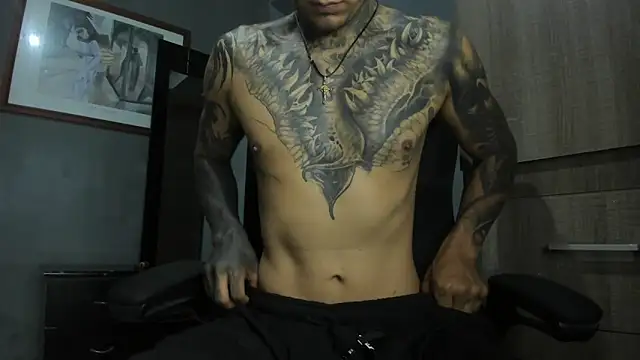 Travistanner 28 online show from February 2026 02:07:01 PM