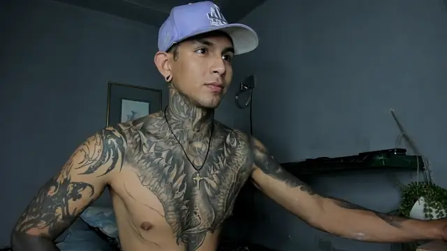 Travistanner 28 online show from February 2026 12:36:02 PM