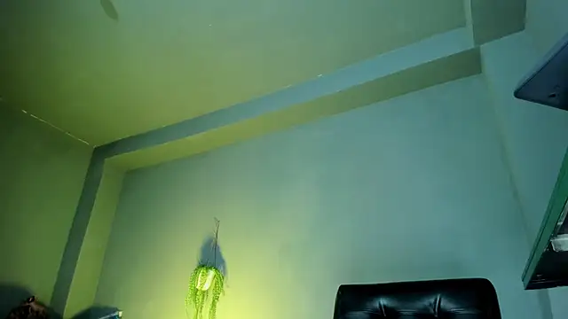 Travistanner 28 online show from September 2025 04:50:02 AM