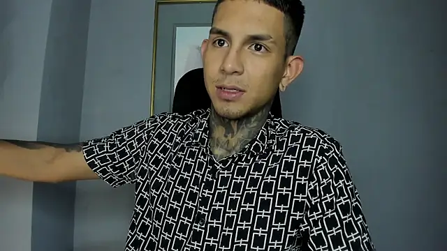 Travistanner 28 online show from February 2026 06:41:02 AM