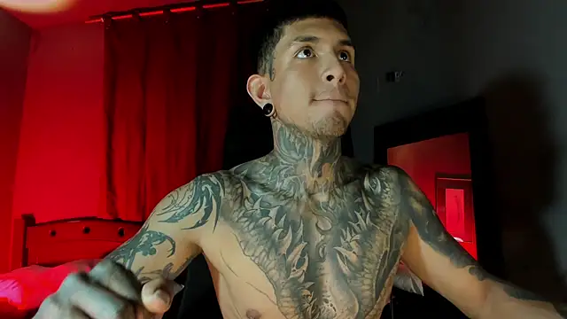 Travistanner 28 online show from March 2026 08:25:01 AM