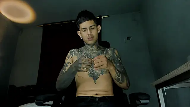 Travistanner 28 online show from March 2026 12:17:02 PM