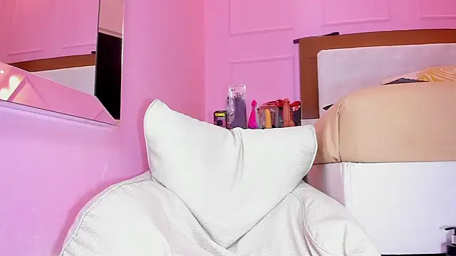 alysonJackson online show from March 2026 07:40:02 PM