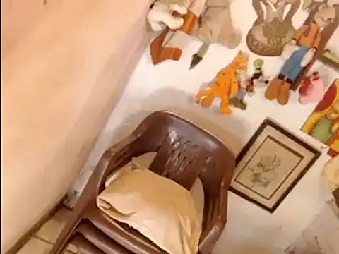 DiablaArdiente05 online show from February 2026 01:01:01 PM