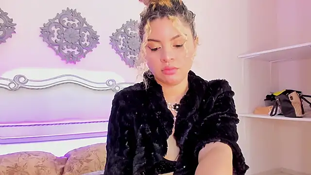 ScarlettDuran online show from October 2025 08:24:01 PM