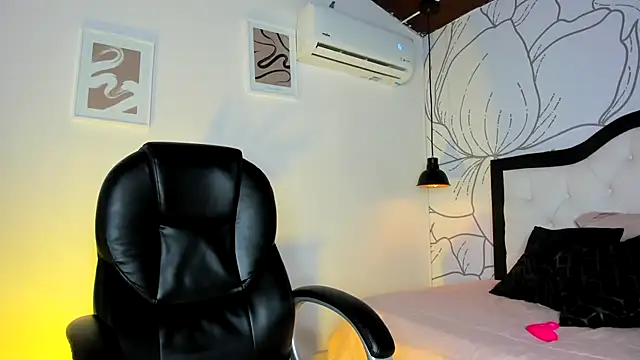 barbara portman online show from October 2025 02:14:02 AM