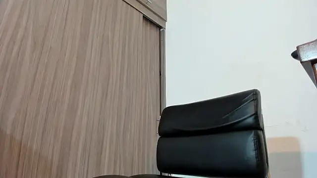miss adharaa  online show from February 2025 10:53:01 PM