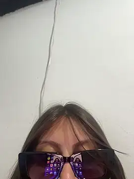 Snapshot of Victoria_starr chatting on November 2025 02:26:01 AM Victoria starr online show from November 2025 02:26:01 AM