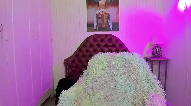 charlotte ebony online show from March 2025 07:12:01 PM