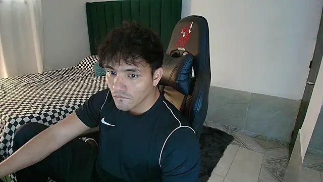 Snapshot of man_dur07 chatting on June 2026 08:24:02 PM man dur07 online show from June 2026 08:24:02 PM