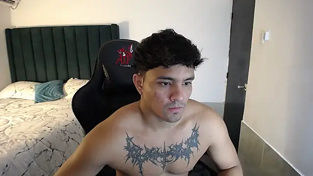 Snapshot of man_dur07 chatting on October 2025 07:57:02 PM man dur07 online show from October 2025 07:57:02 PM