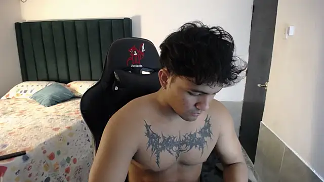 Snapshot of man_dur07 chatting on November 2025 09:04:01 PM man dur07 online show from November 2025 09:04:01 PM