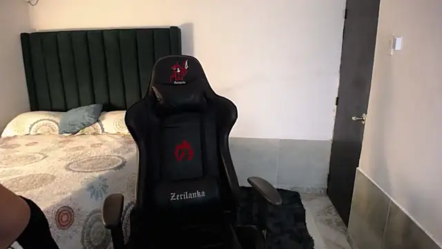 Snapshot of man_dur07 chatting on November 2025 08:02:02 PM man dur07 online show from November 2025 08:02:02 PM