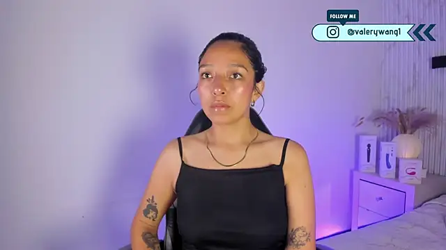 Snapshot of Valery_wang chatting on December 2025 12:07:01 PM Valery wang online show from December 2025 12:07:01 PM