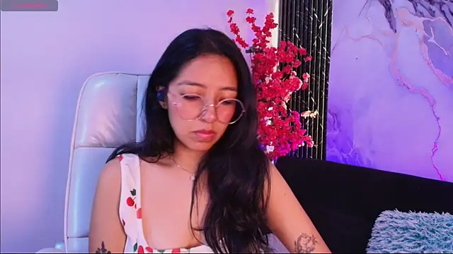 Valery wang online show from April 2026 11:45:01 AM