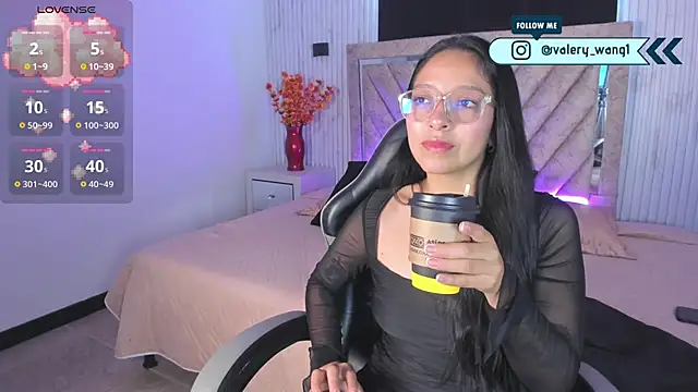 Valery wang online show from November 2025 11:58:01 AM