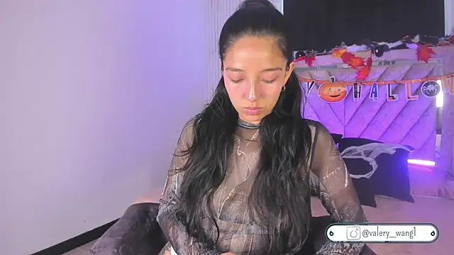 Valery wang online show from October 2025 11:53:02 AM