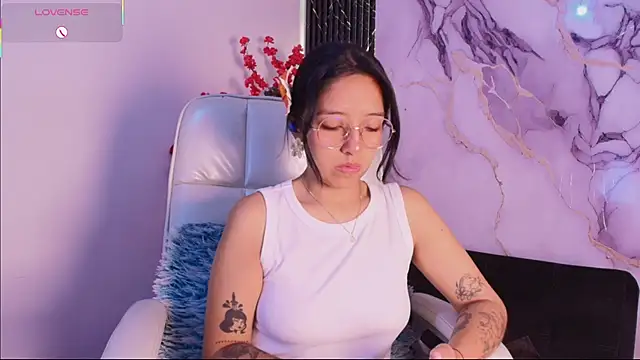 Valery wang online show from April 2026 12:00:01 PM