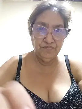 florecita69 online show from May 2026 01:22:02 AM