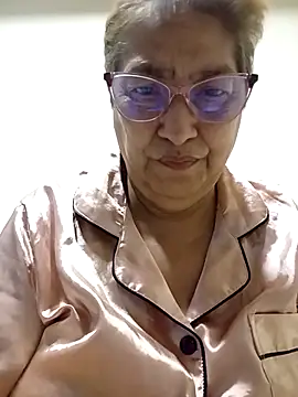 florecita69 online show from February 2026 02:22:02 AM