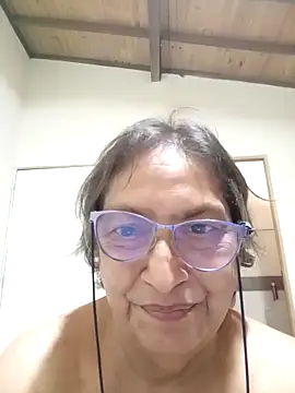 florecita69 online show from November 2025 03:38:01 PM