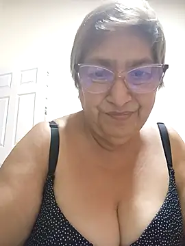 florecita69 online show from May 2026 08:45:02 PM