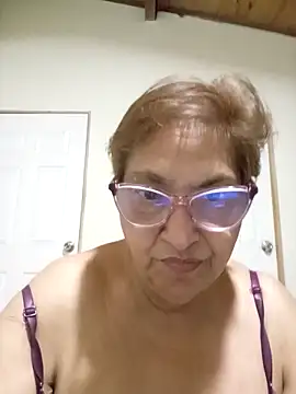 florecita69 online show from December 2025 02:26:01 AM