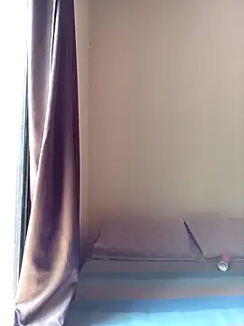 florecita69 online show from October 2025 04:06:02 PM