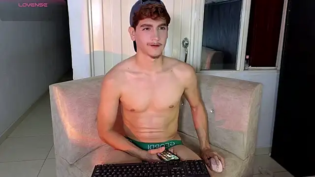 zackary 0 online show from March 2026 12:26:01 AM