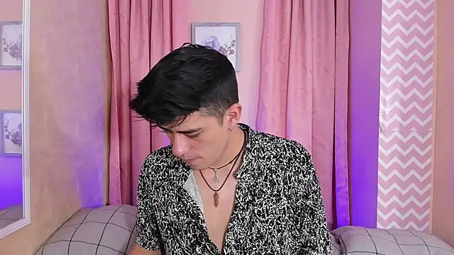 Ryan Clark  online show from December 2024 08:48:01 PM