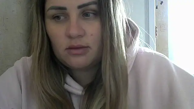 Snapshot of Honeydew-Waves chatting on October 2025 11:31:02 AM Honeydew-Waves online show from October 2025 11:31:02 AM