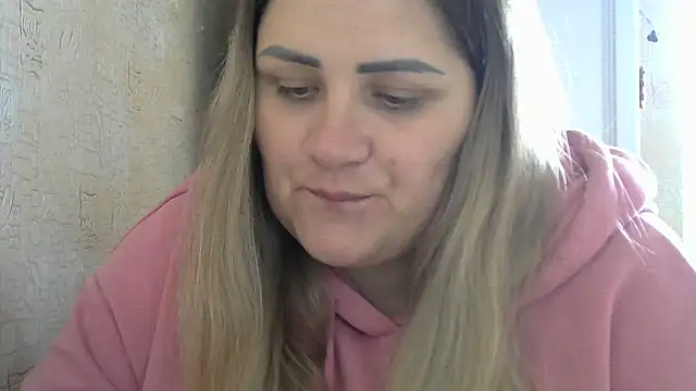 Snapshot of Honeydew-Waves chatting on October 2025 09:00:02 AM Honeydew-Waves online show from October 2025 09:00:02 AM