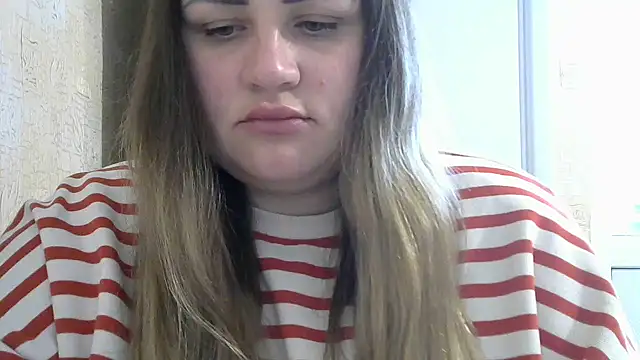 Snapshot of Honeydew-Waves chatting on April 2026 04:03:01 AM Honeydew-Waves online show from April 2026 04:03:01 AM