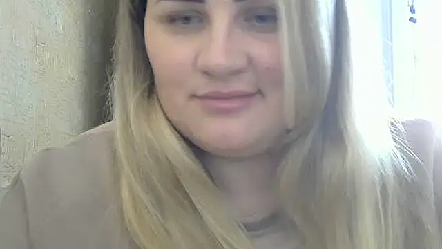 Snapshot of Honeydew-Waves chatting on May 2026 10:41:01 AM Honeydew-Waves online show from May 2026 10:41:01 AM
