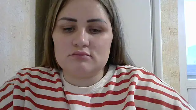 Snapshot of Honeydew-Waves chatting on December 2024 12:28:02 PM Honeydew-Waves online show from December 2024 12:28:02 PM