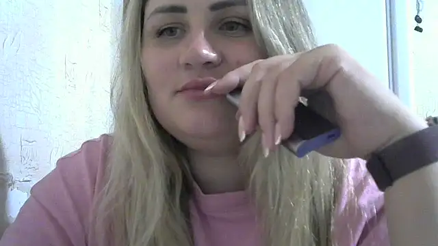 Honeydew-Waves online show from June 2026 07:41:02 PM